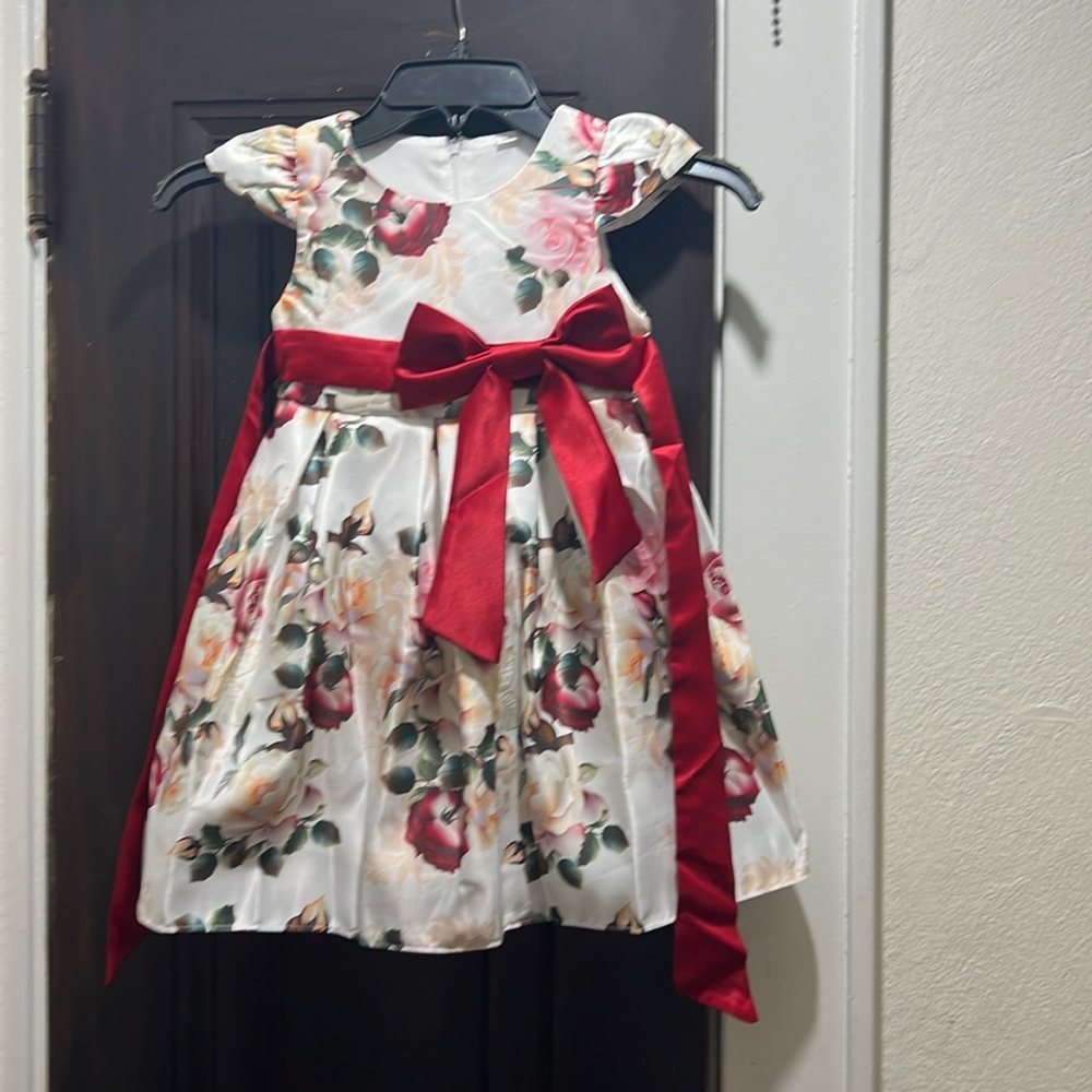 Girl floral printed dress